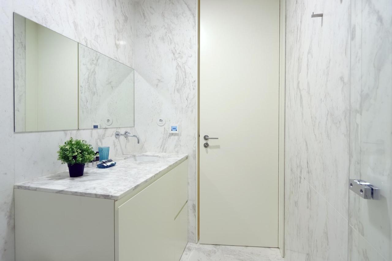 HM - Sta. Catarina Charming Apartment Porto Bagian luar foto